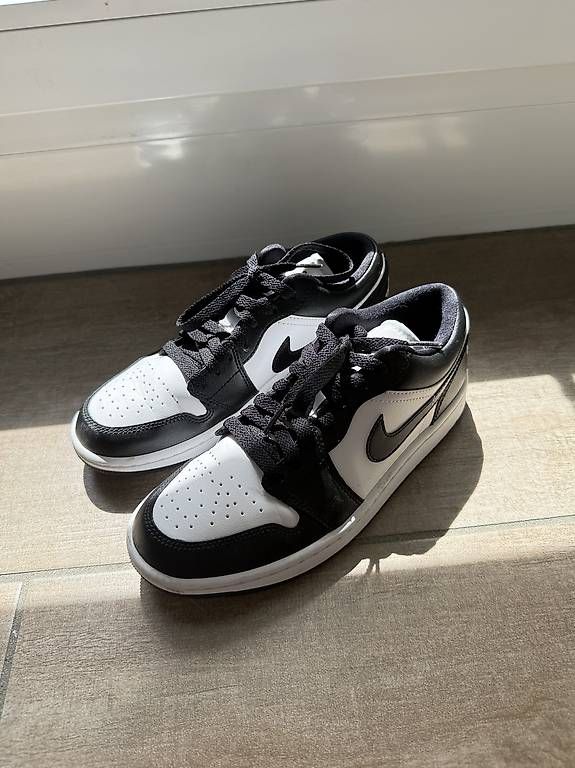 Scarpe da uomo: Nike Air Jordan 1 Low Panda – Usato da Reinach AG venduto da mar_2b6t