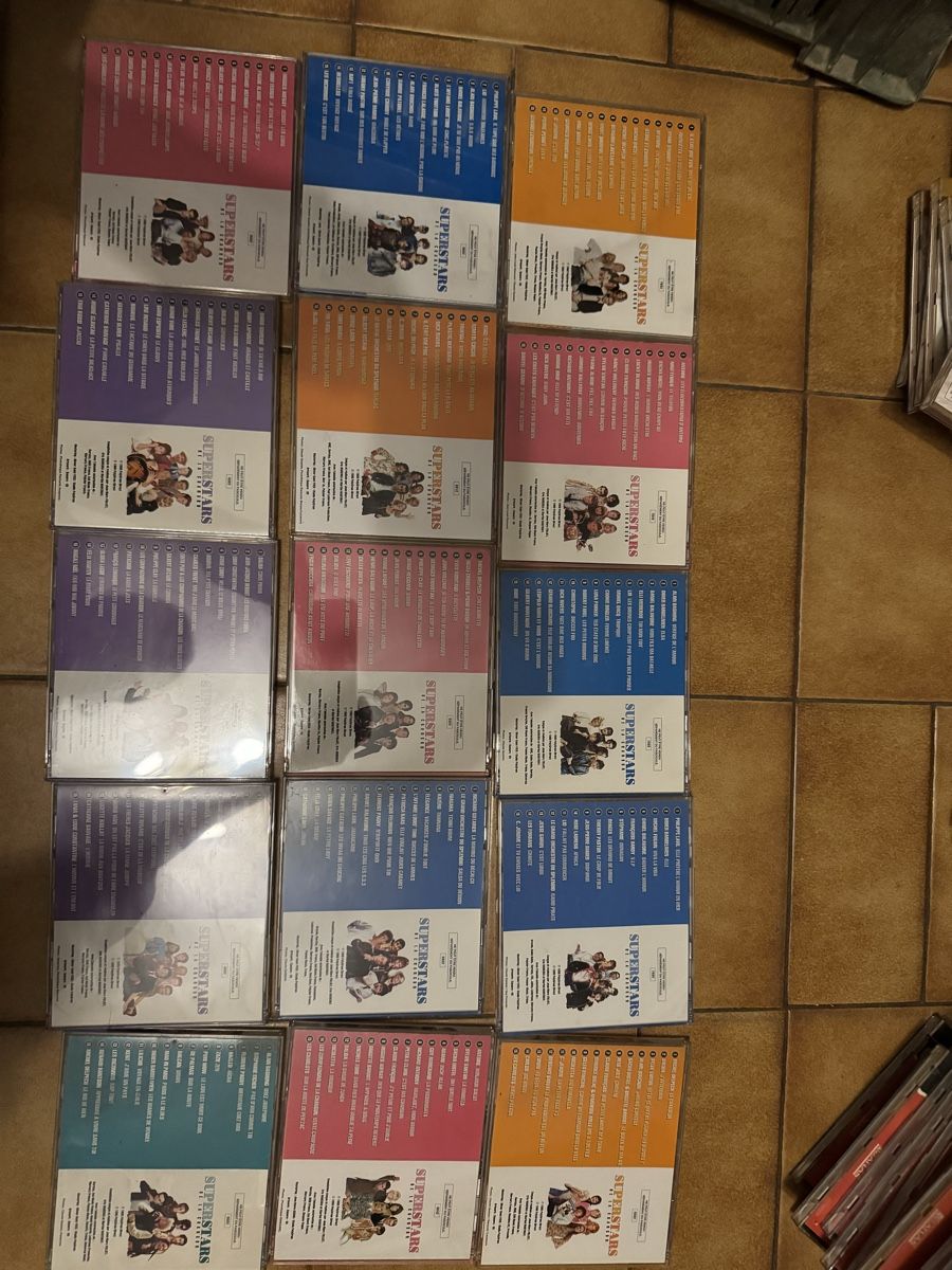 CDs: Collection CD Superstars 30 cd caisse 4 – Gebraucht aus Veyrier von kimedovapa 5