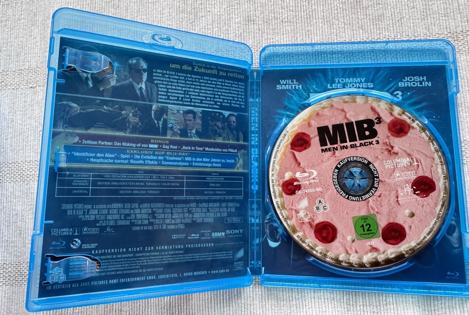 Tutti i DVDs: Men in Black 3 (Blu-ray) - Will Smith – Usato da Arbon venduto da drs64 2
