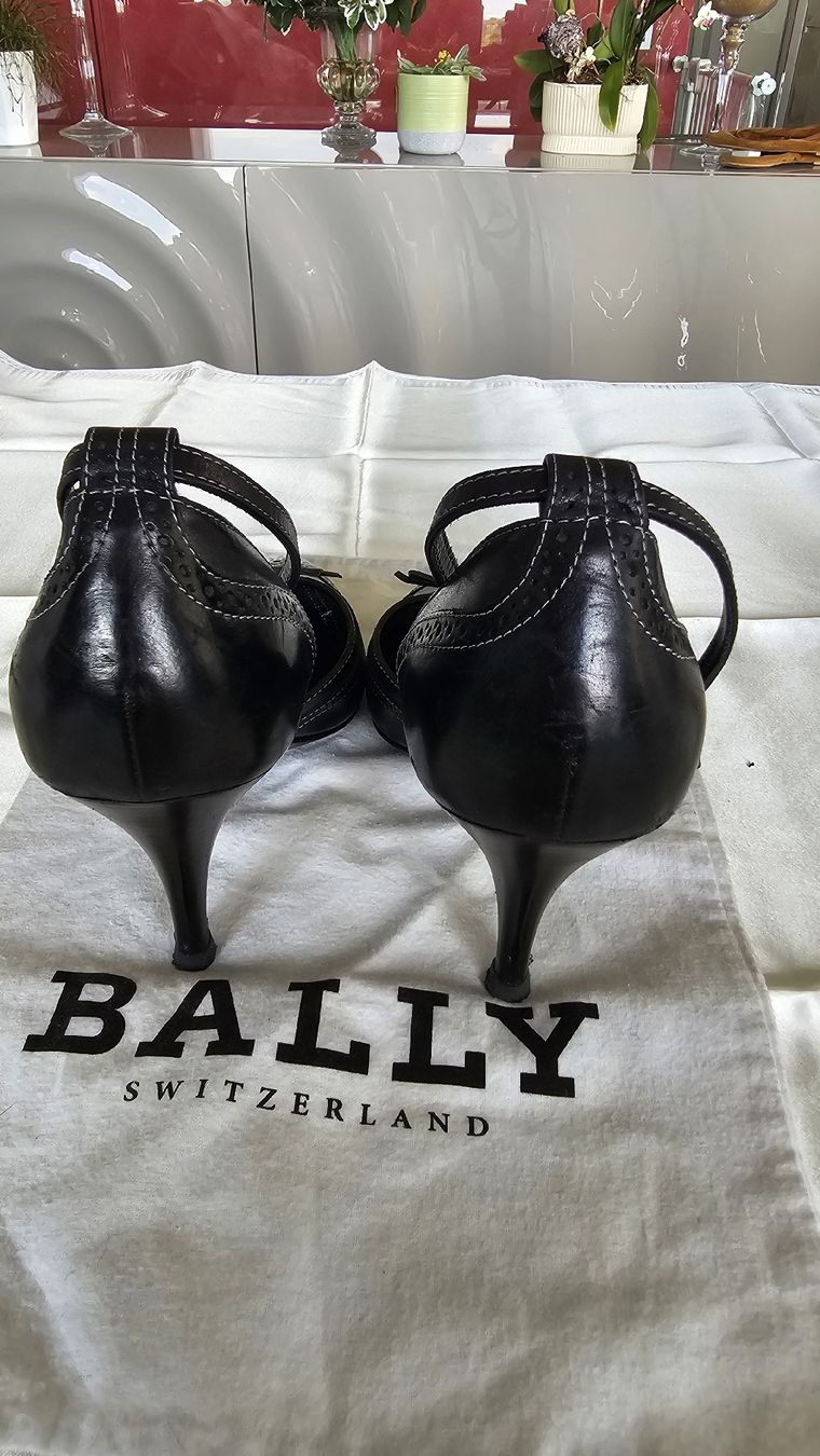 Bally Scarpe da donna: Bally Escarpin cuir noire T. 39.5 – Usato da Nax venduto da mojy 2