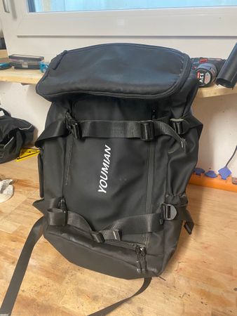 YOUmian Rucksack schwarz neuwertig