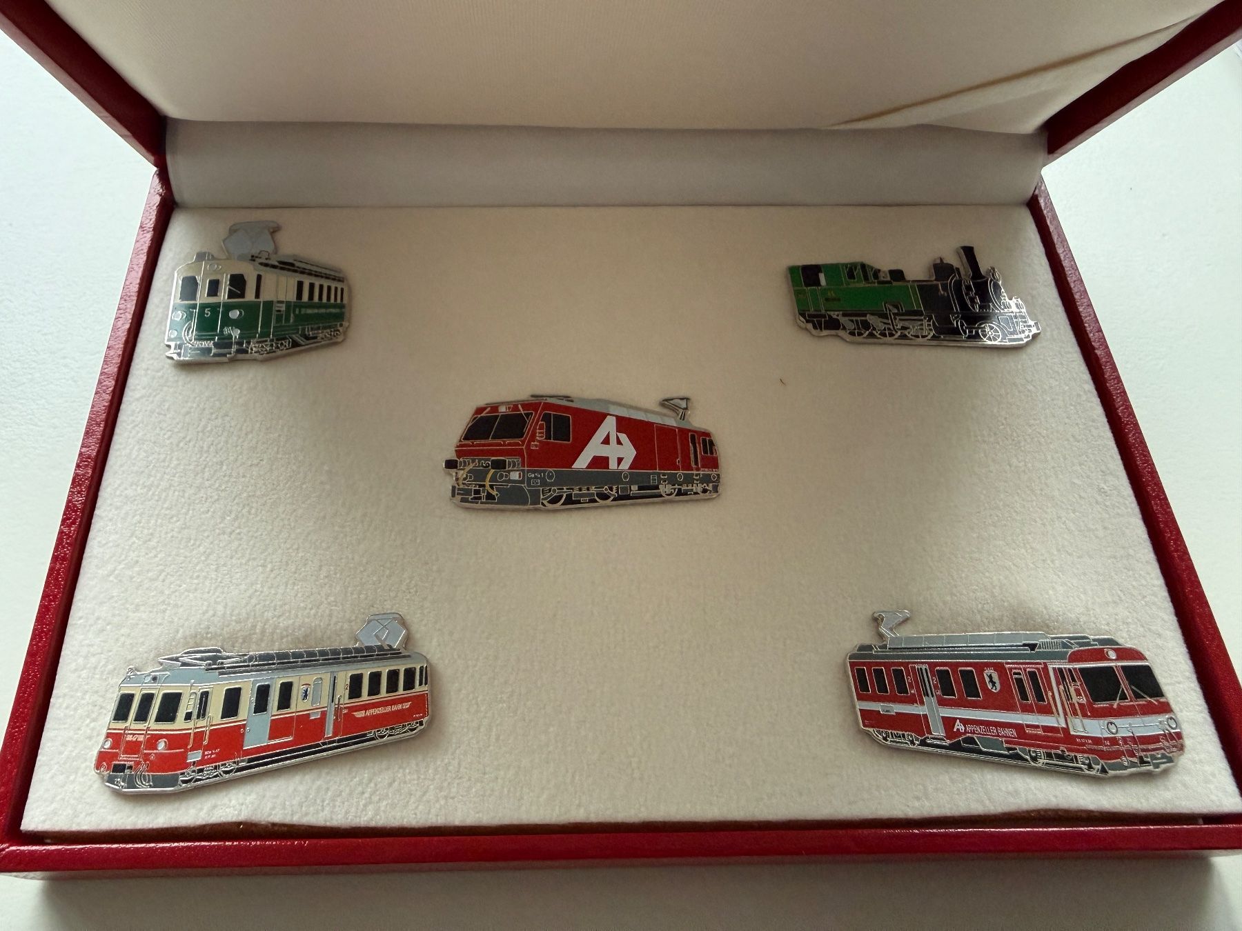 Placchette & Badge: Lok Pin Appenzeller Bahnen Schmid Müller – Usato da Münsingen venduto da Kilchenm 1