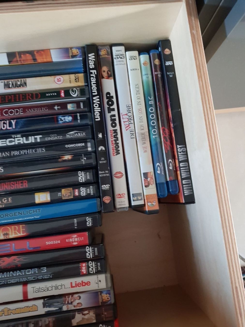 Tutti i DVDs: DVD's  -  25 Stk z.T. noch neu – Nuovo (secondo la descrizione) da Tägerwilen venduto da Slodei 8