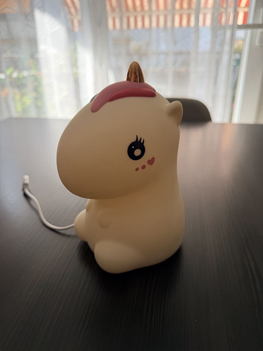 Lampade: Veilleuse LED Licorne rechargeable USB – Usato da Bussigny venduto da Serena2009 1