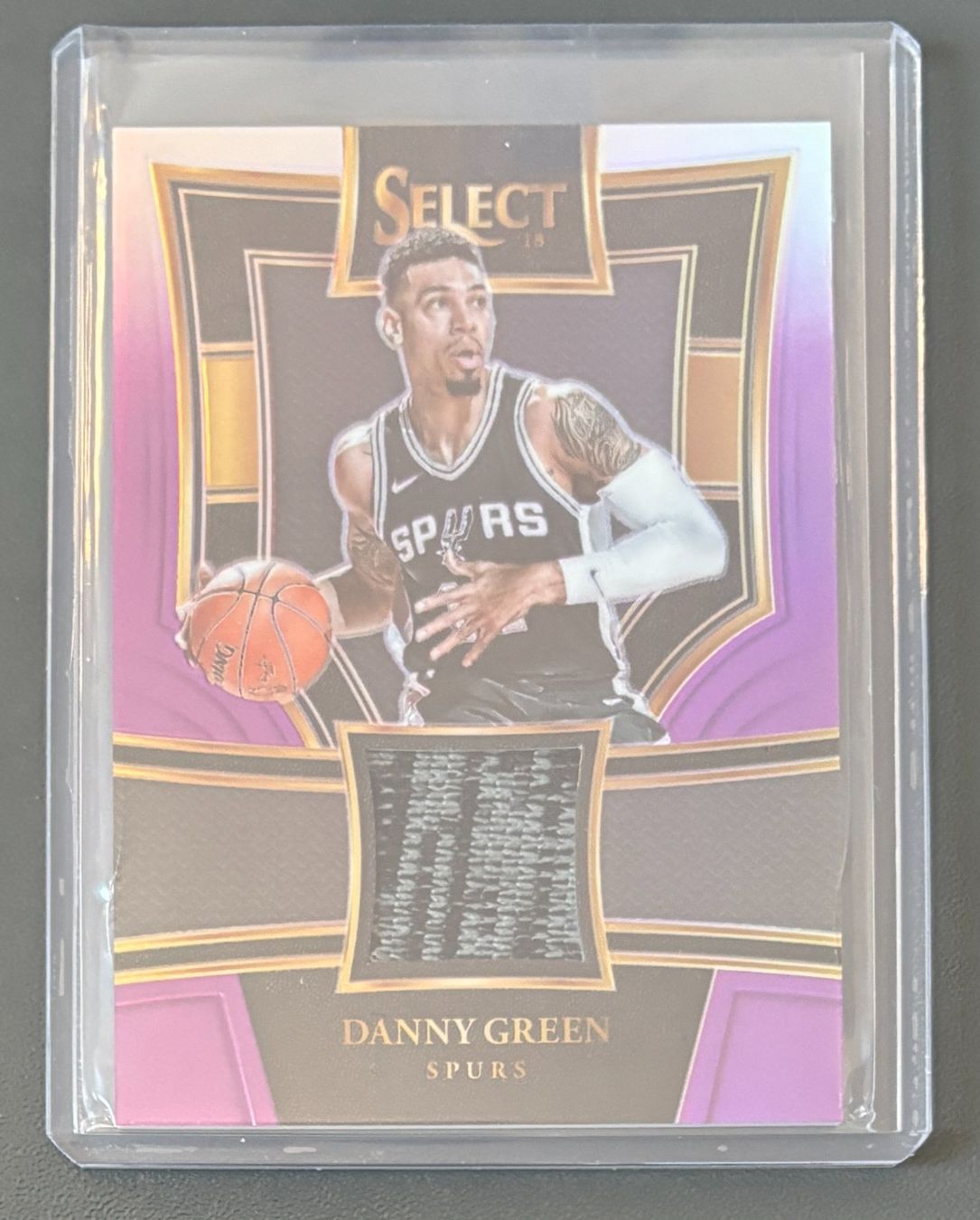 Nba Carte collezionabili: Danny Green 2017 Select Jersey Purple Numbered /99 Spurs – Nuovo (secondo la descrizione) da Muri b. Bern venduto da winningloser