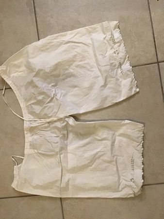 Grossmutters Unterhosen