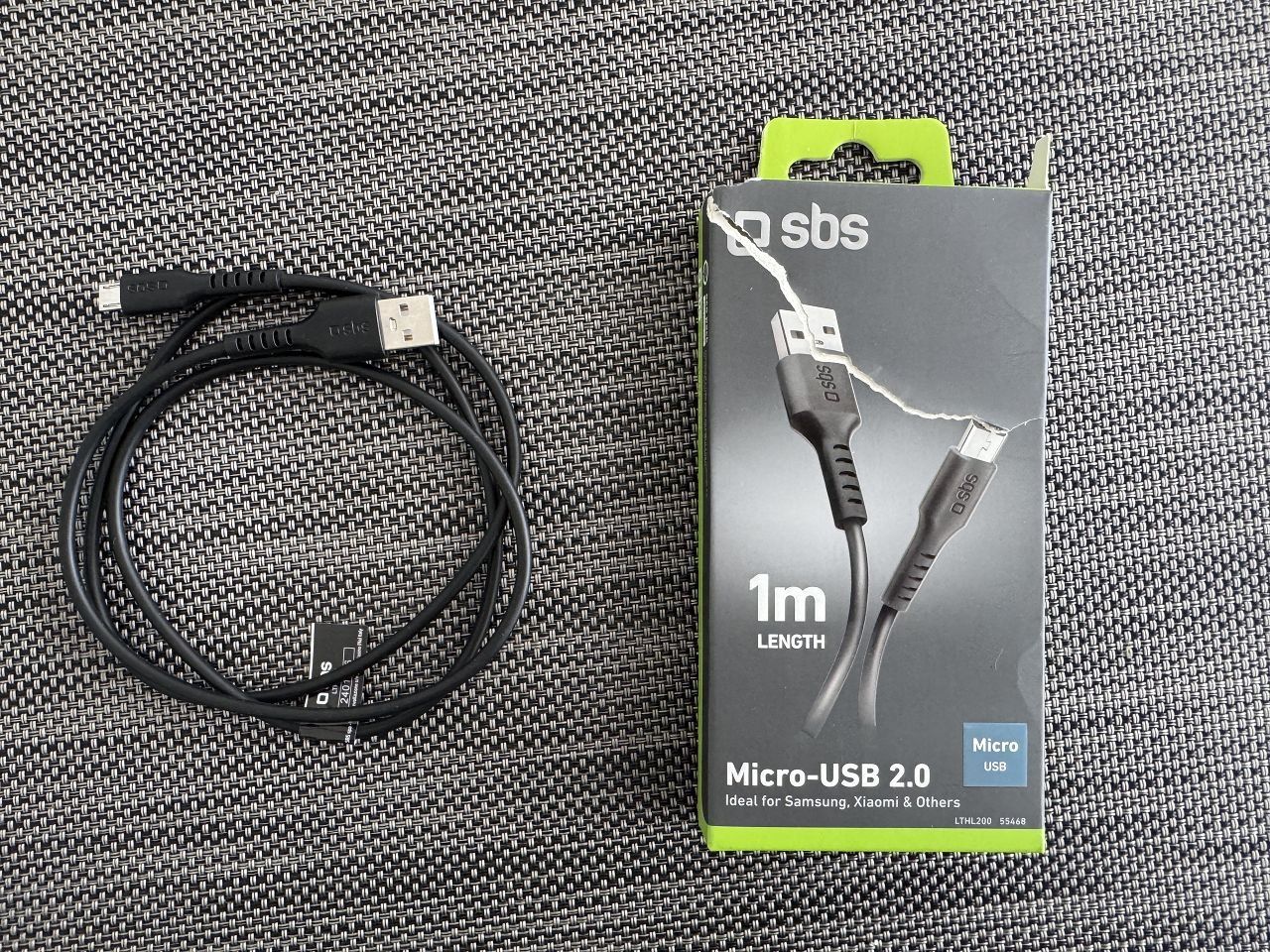 Câbles: Micro - USB 2.0 Kabel (neu) - 1m – Neuf avec emballage d'origine à Bremgarten b. Bern par Bbu