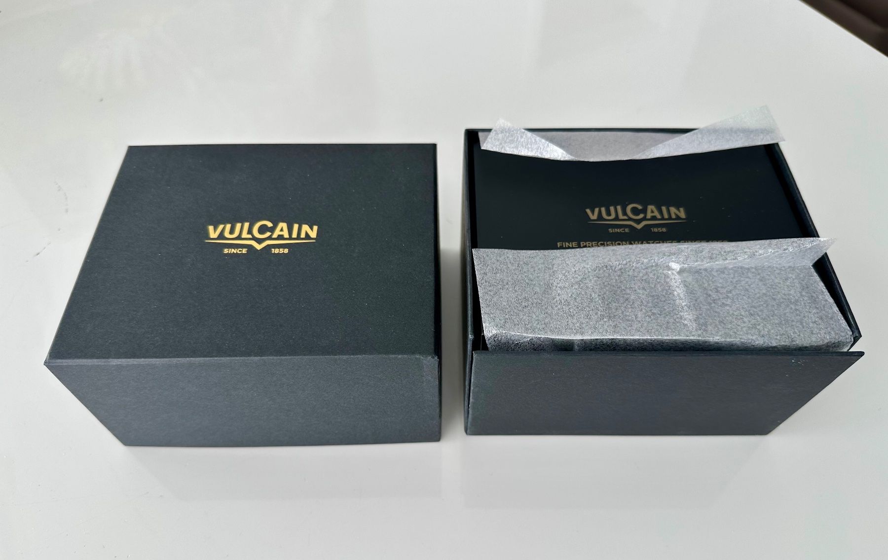 Uhrenboxen: VULCAIN - NEUF - BOX MONTRE ORIGINAL – Neu und originalverpackt aus Conthey von advisia 1