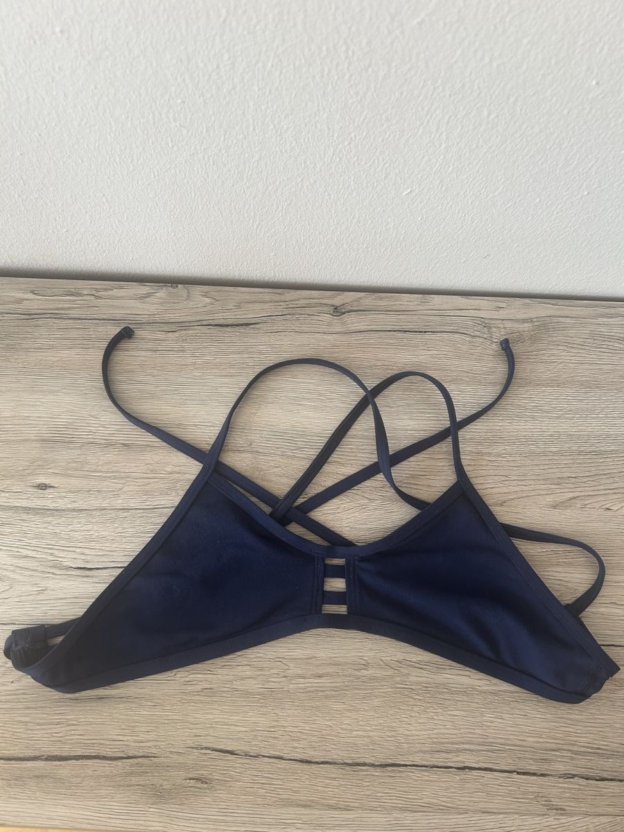 Badekleider & Bikinis: Jolyn bikini top – Gebraucht aus Winterthur von sel_g95h