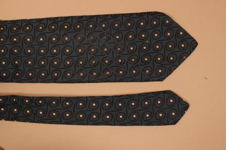 vintage STRELLSON Silk Tie