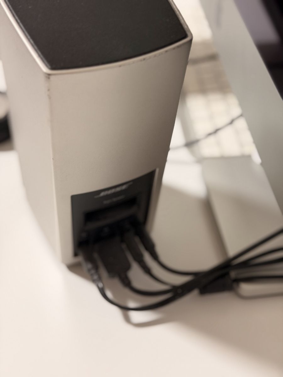 Bose Casse acustiche: Bose Companion 20 Lautsprecher mit Control Pod – Usato da Zürich venduto da Gadgets2020 9