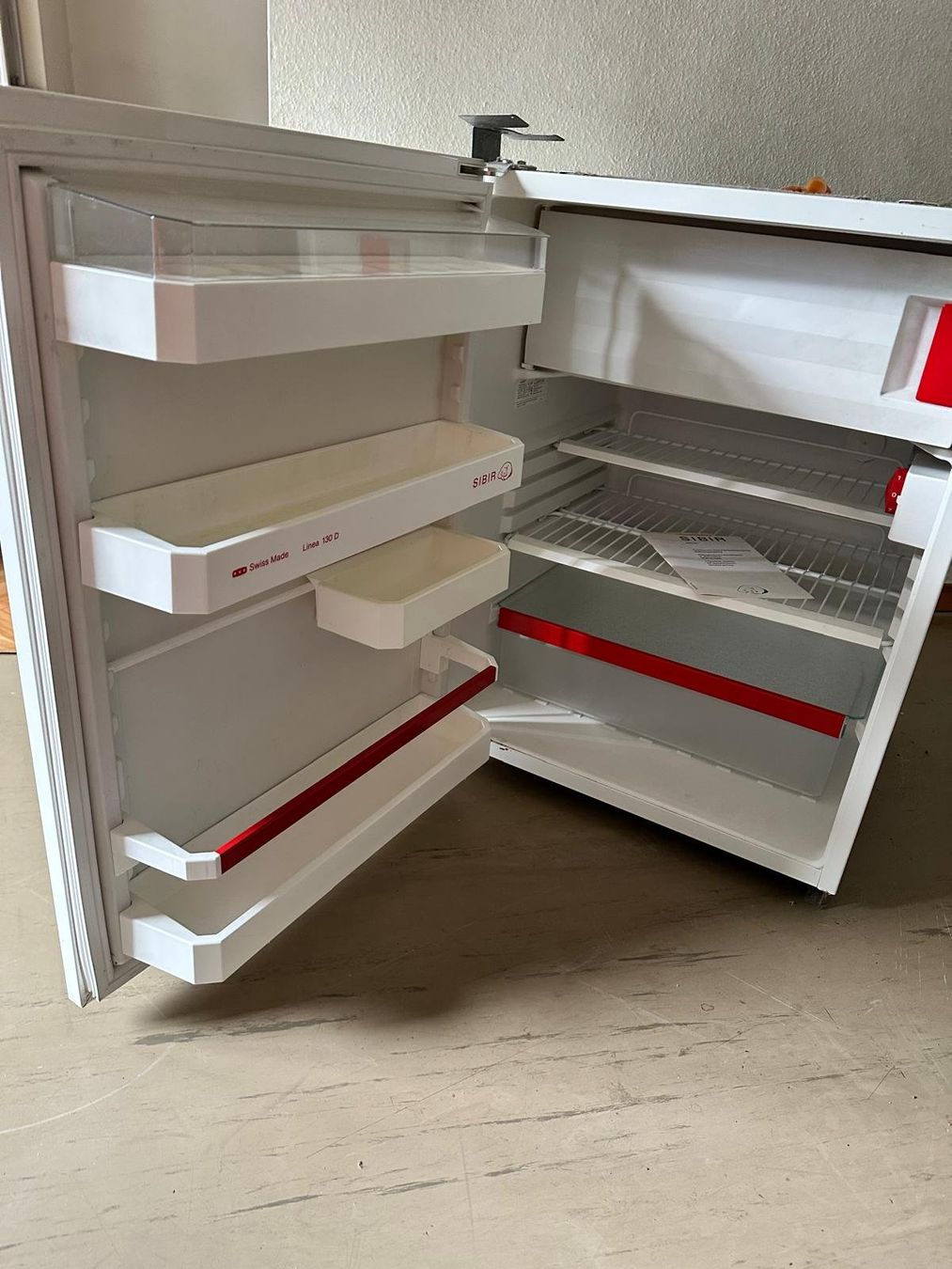 Sibir Frigoriferi: Kühlschrank Einbaukühlschrank SIBIR – Usato da Spreitenbach venduto da Space_X 3