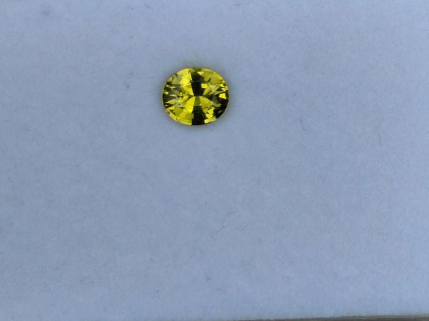 Pietre preziose: Supra Luminous Deep Chrysoberyl RARE – Usato da Bévilard venduto da Yougems 2