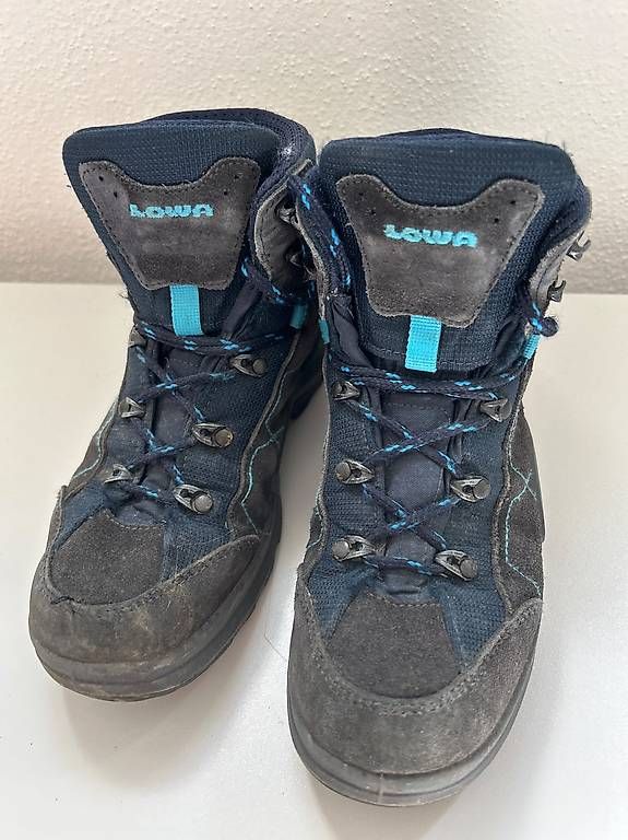 Scarpe per ragazzi: Wanderschuhe, Lowa, Grösse 35 Trekkingschuhe – Usato da Herisau venduto da knustine 2