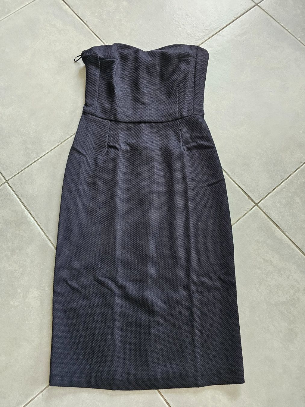 Sisley Vestiti: Robe bustier Sisley noire élégante taille S/CH 36 – Nuovo (secondo la descrizione) da Vallamand venduto da rom_z7q6