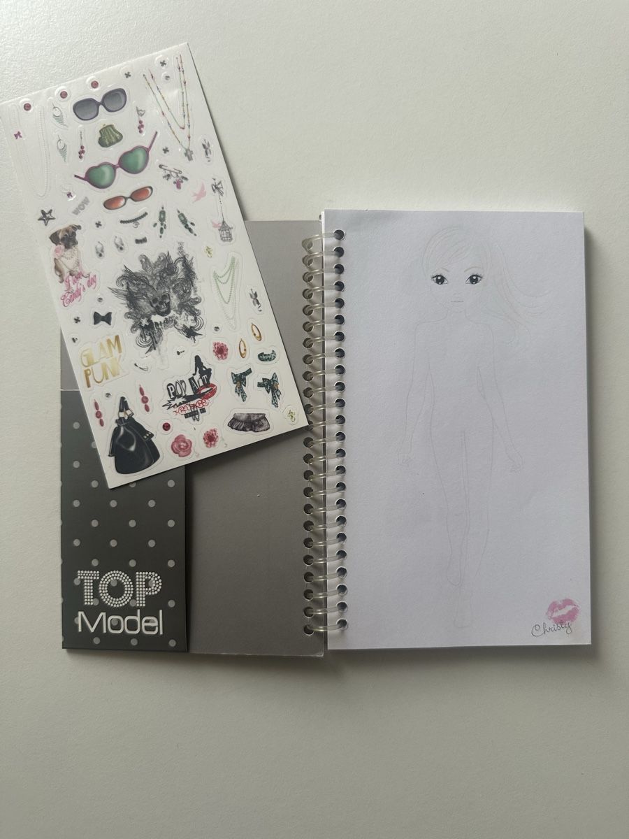 Libri: Pocket Top Model Malbuch und Stickerheft – Nuovo e nell'imballaggio originale da Uetendorf venduto da Gar_9pvy 2