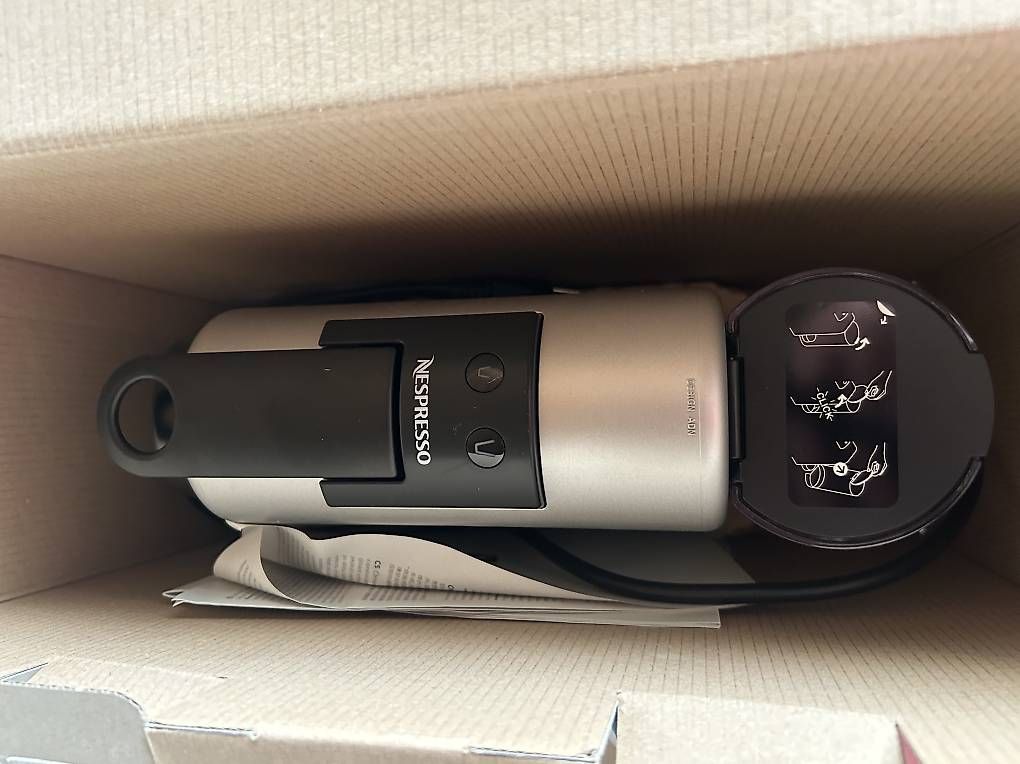 Kaffeemaschinen & Espressomaschinen: Neue Nespresso Maschine  – Gebraucht aus Willisau von Geissbock11 4