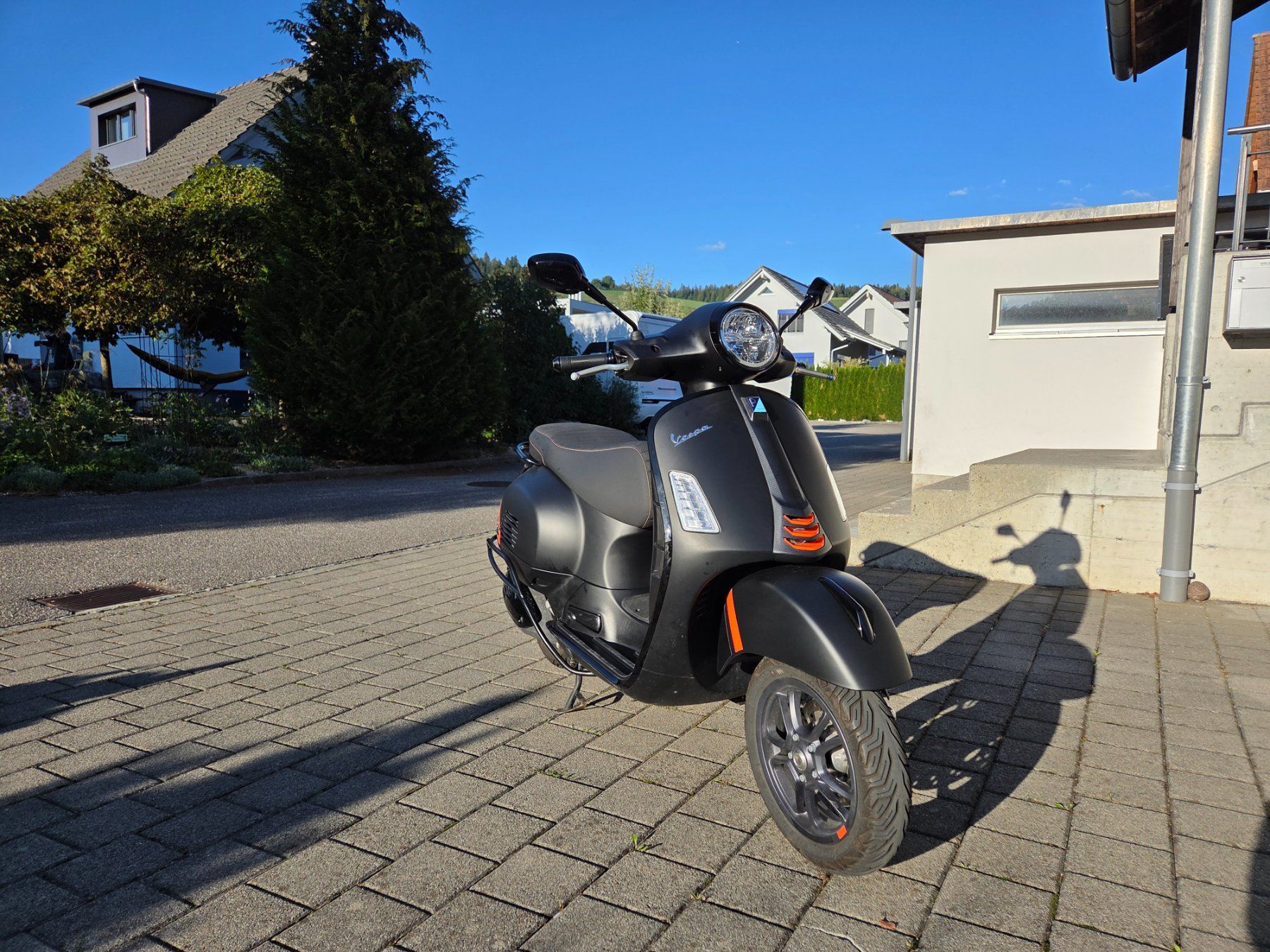 Vespa Scooter: PIAGGIO Vespa GTS 300 – Usato da Langnau i.E. venduto da Fredinand 2