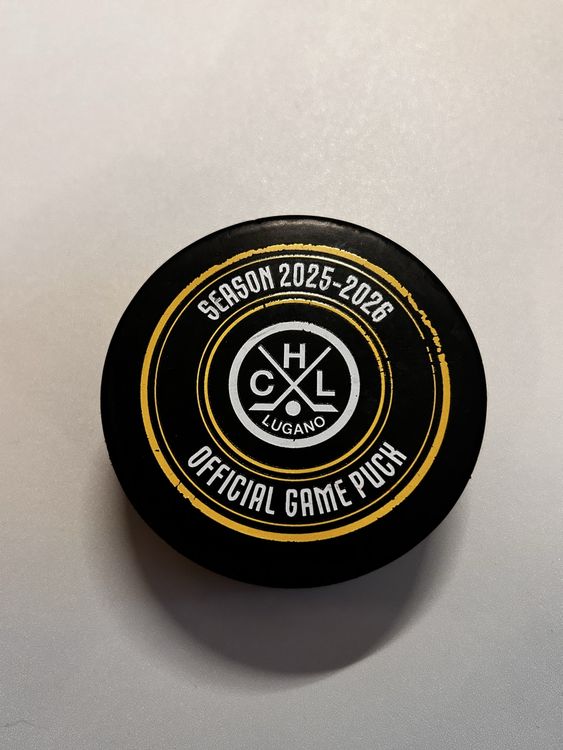 Puck hockey Lugano 2025-2026 (Gebraucht) in Lugano für CHF 22 – mit ...