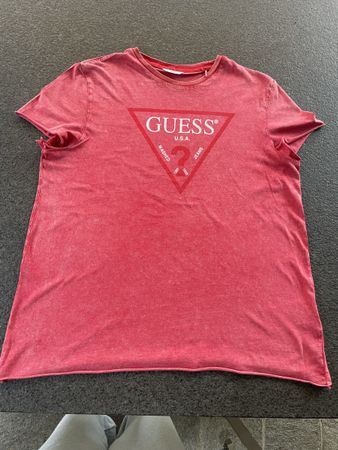 Guess T-Shirt rot Baumwolle Grösse L Vintage Wash  Look