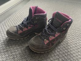Lowa Wanderschuhe Grösse 35, super Zustand!