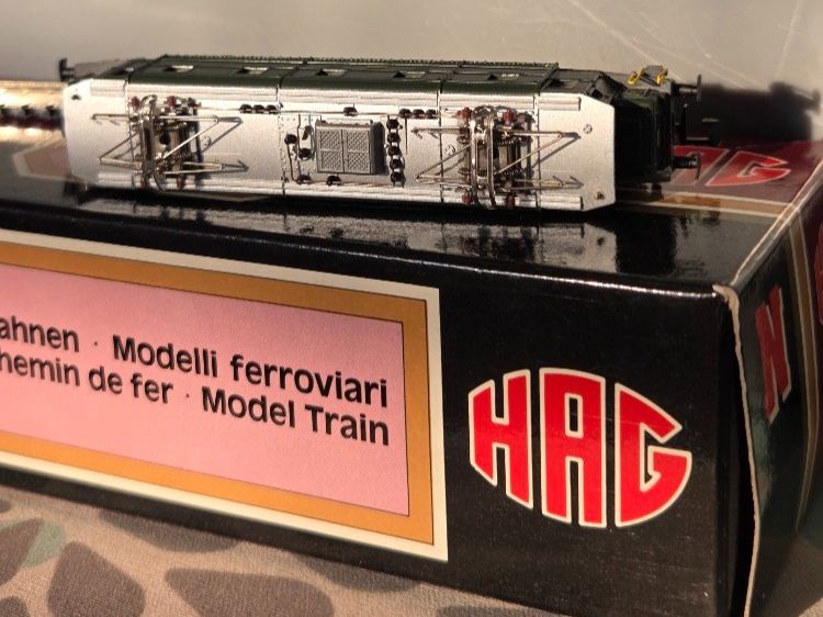Hag Modelleisenbahnen: HAG SBB Re 4/7  Nr. 800 – Gebraucht aus Arni AG von bruno1951 5