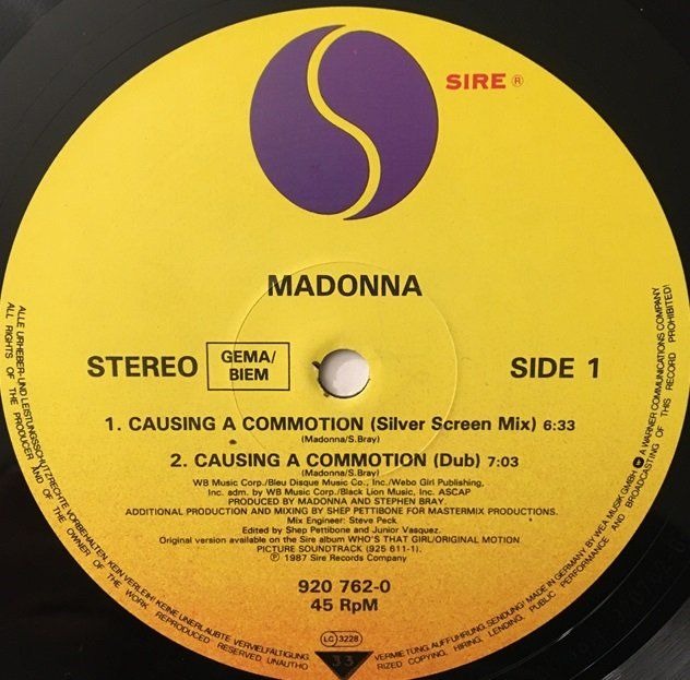Schallplatten: Madonna – Causing a commotion (12'' Maxi-Single) – Gebraucht aus Grüningen von azulvinyl 2