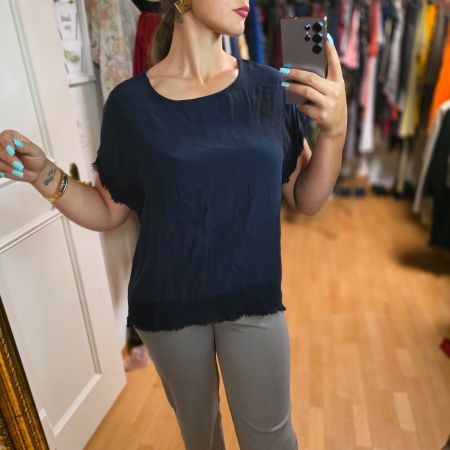 Dunkelblaues Sommer Top, Grösse 40/42, neuwertig & bequem