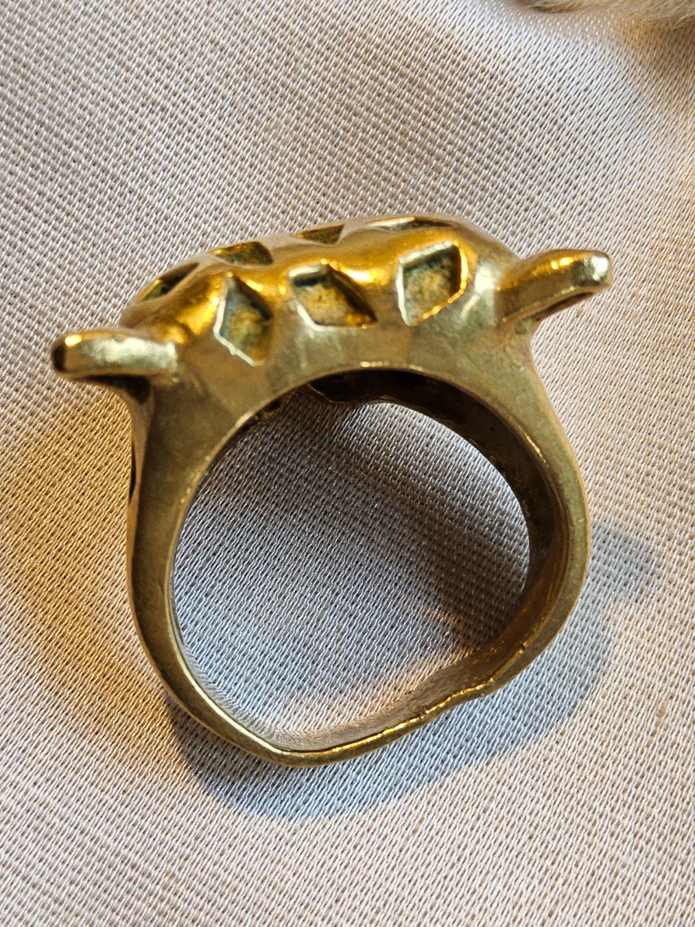 Anelli: Art Déco Messing Ring mit Leopard, 1920er Jahre – Usato da Zürich venduto da philpip 2