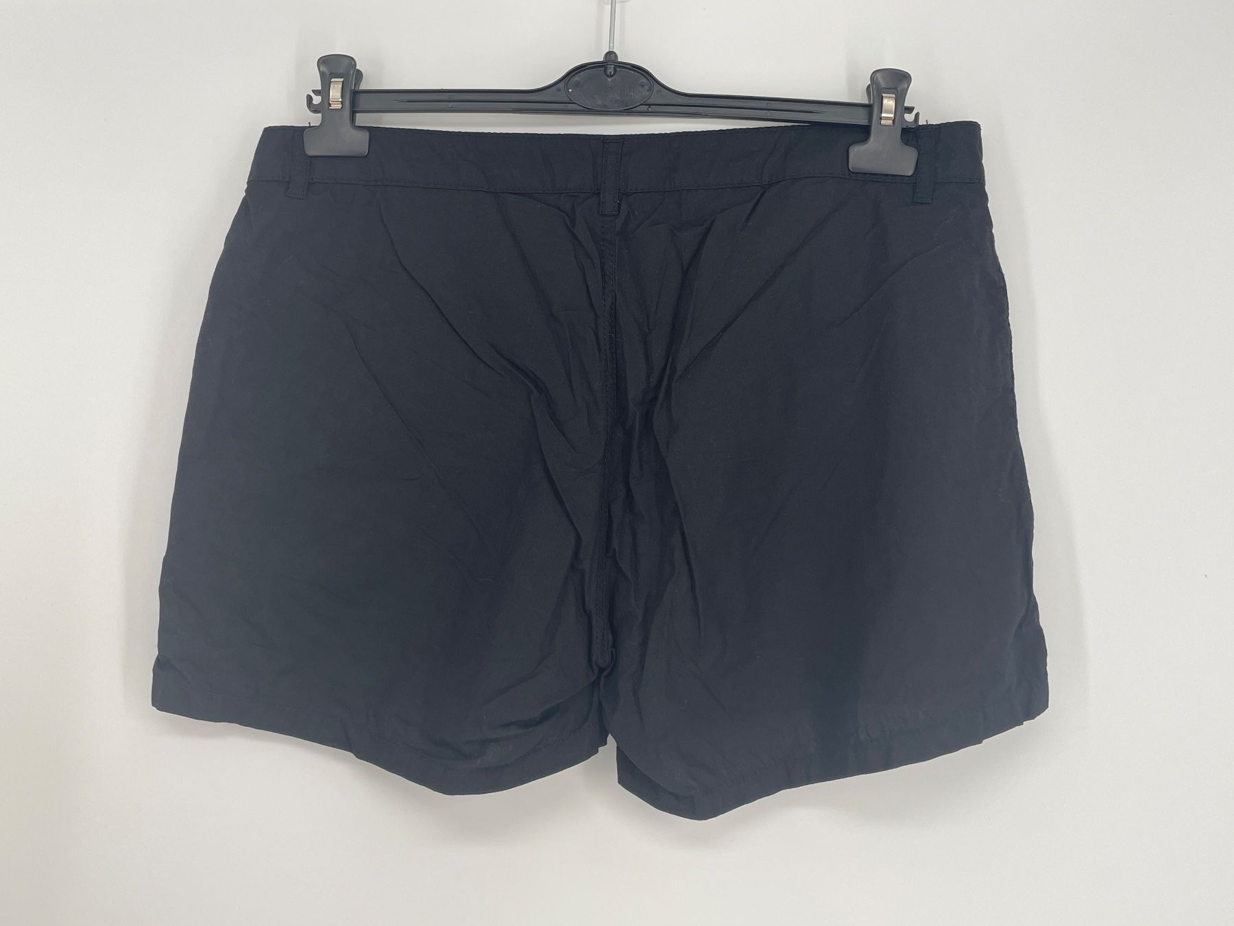 Hosen: Shorts Gr. 44 – Gebraucht aus Auenstein von moin. 1