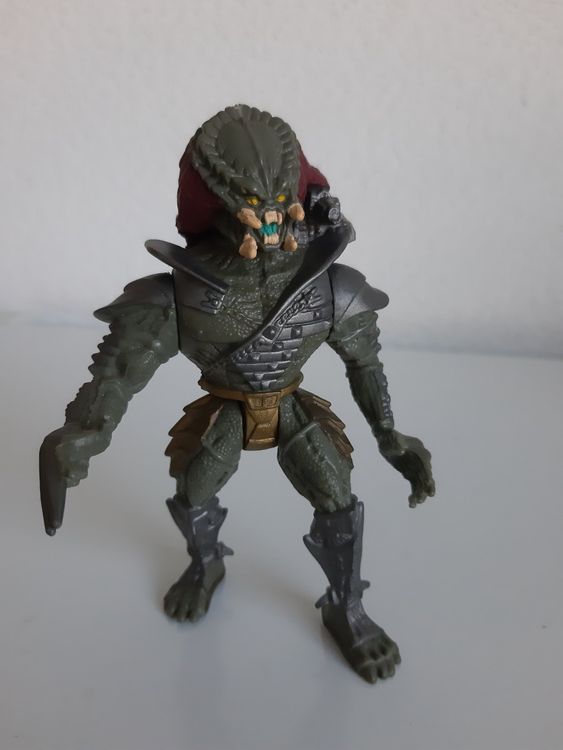 The Ultimate Alien Hunter Scavage Predator Action Figure (Gebraucht) in ...