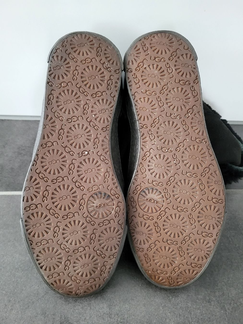 Ugg Scarpe da donna: UGG Winterstiefel Gr37 schwarz – Usato da Richterswil venduto da adora88 6