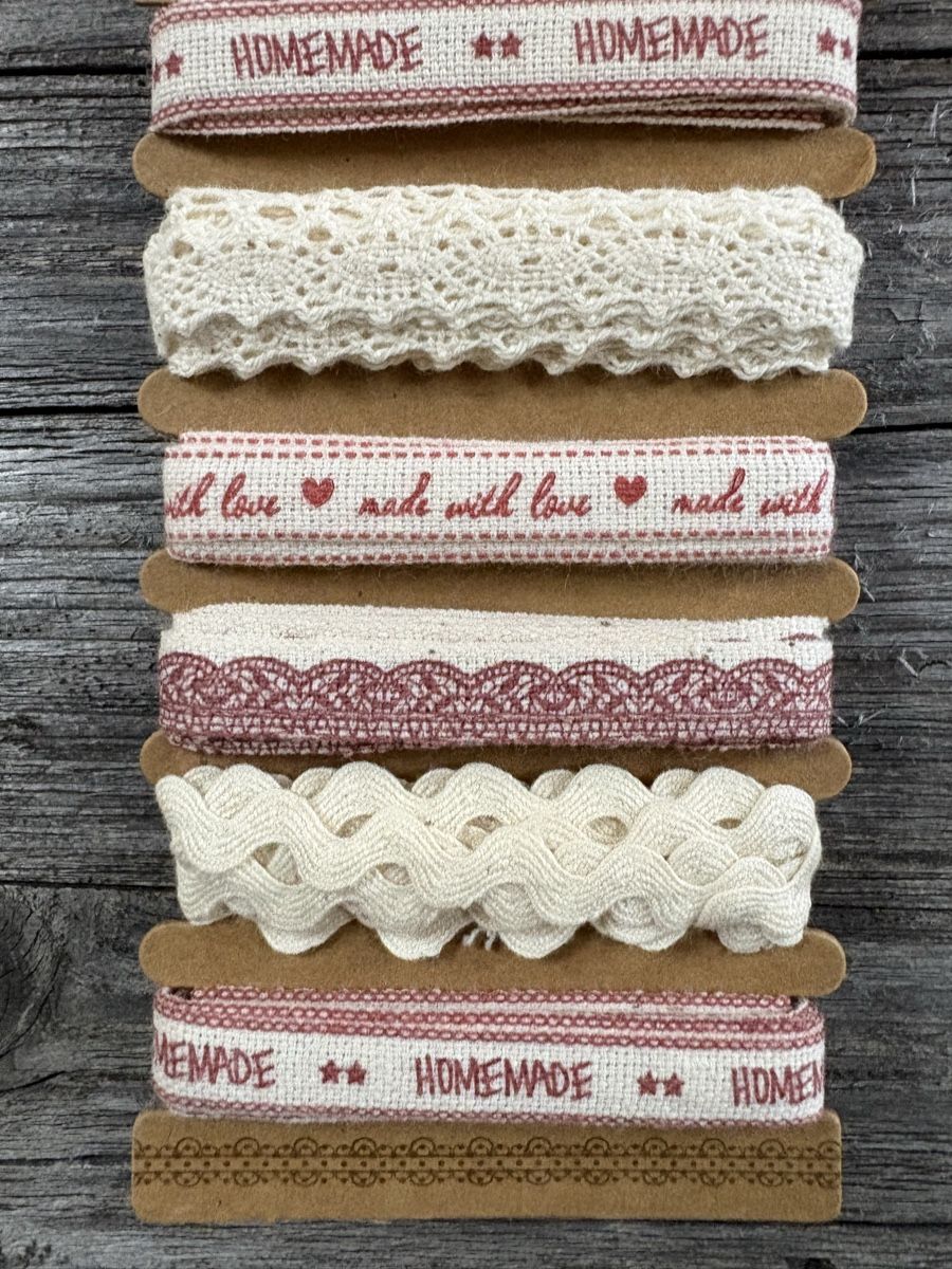 Nastri decorativi: 6 x 1.5cm Dekoband beige/borderaux – Nuovo e nell'imballaggio originale da Kesswil venduto da Nicole220870 1