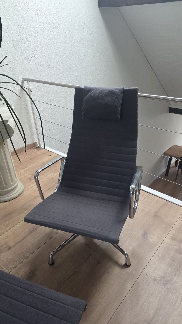 Fauteuils: Vitra Eames Sessel inkl. passendem Hocker – D'occasion à Bern par cronico 3