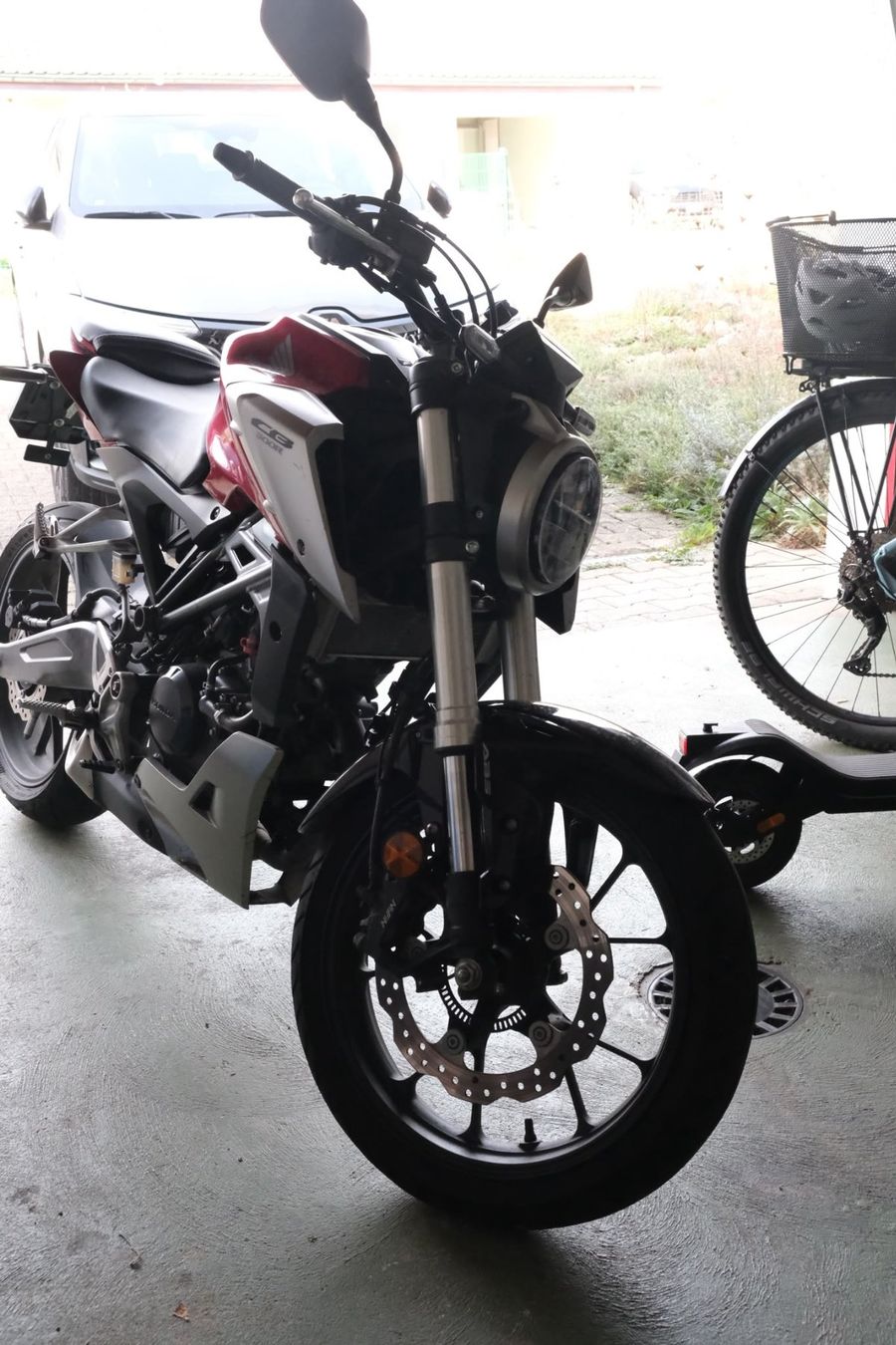Honda Strasse: Honda CB125R Motorrad – Gebraucht aus Tobel von s_c5ml