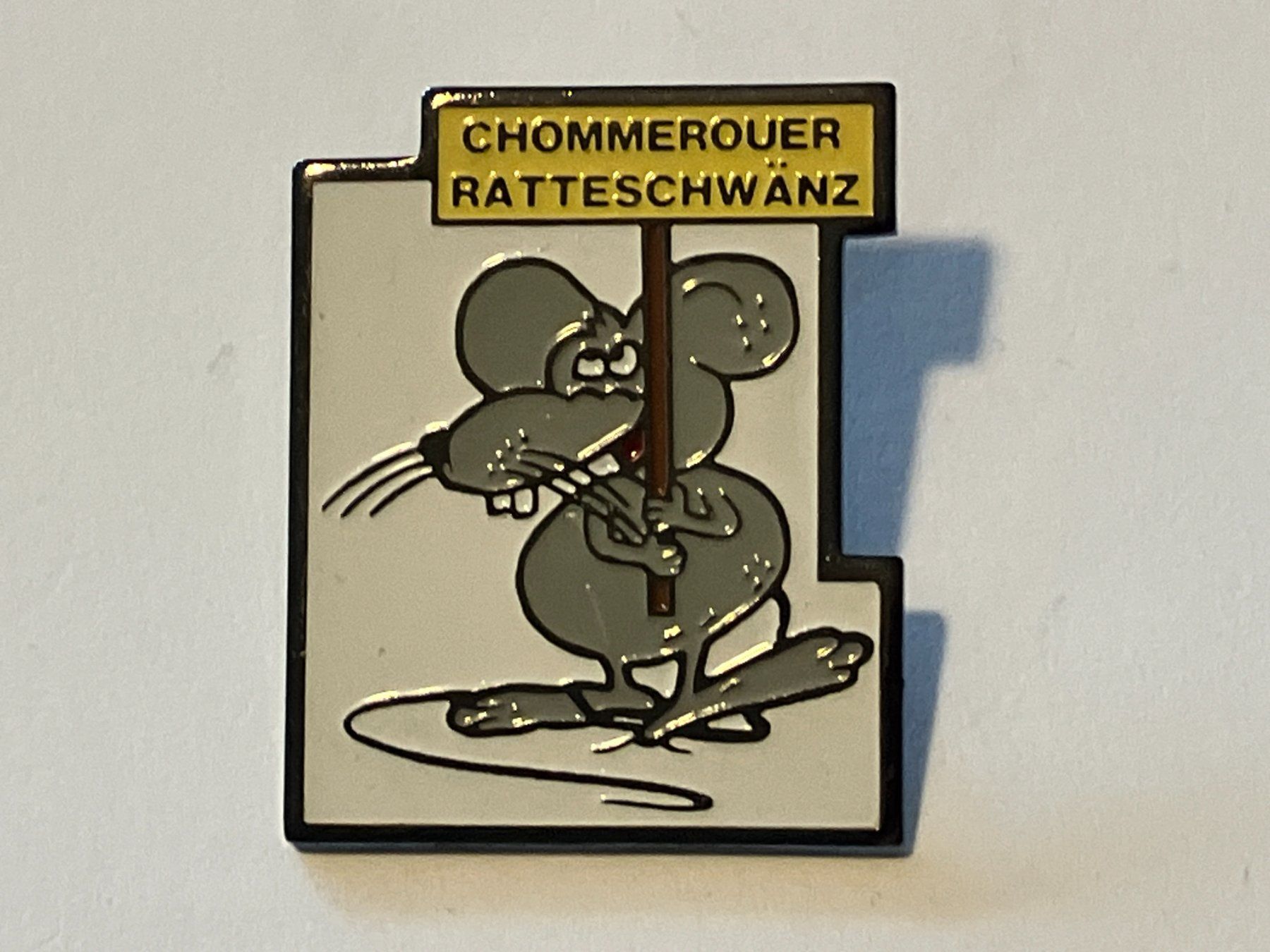 Placchette & Badge: 1 Pin Chommerouer Ratteschwänz – Usato da Basel venduto da djwwpp