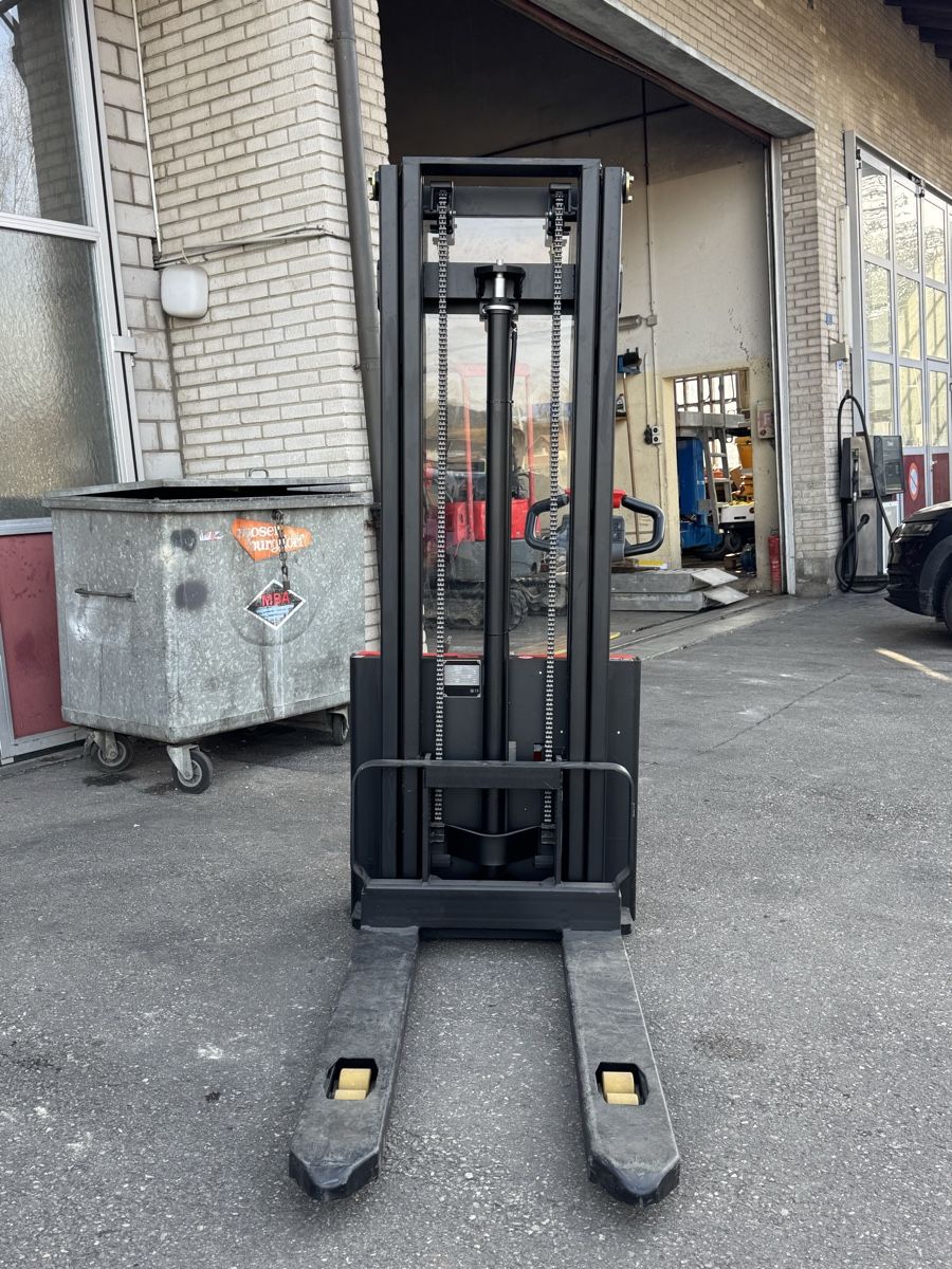 Carrelli elevatori e a forche: Elektro Hubwagen – Nuovo (secondo la descrizione) da Koppigen venduto da JakupiFahrzeughandel 3