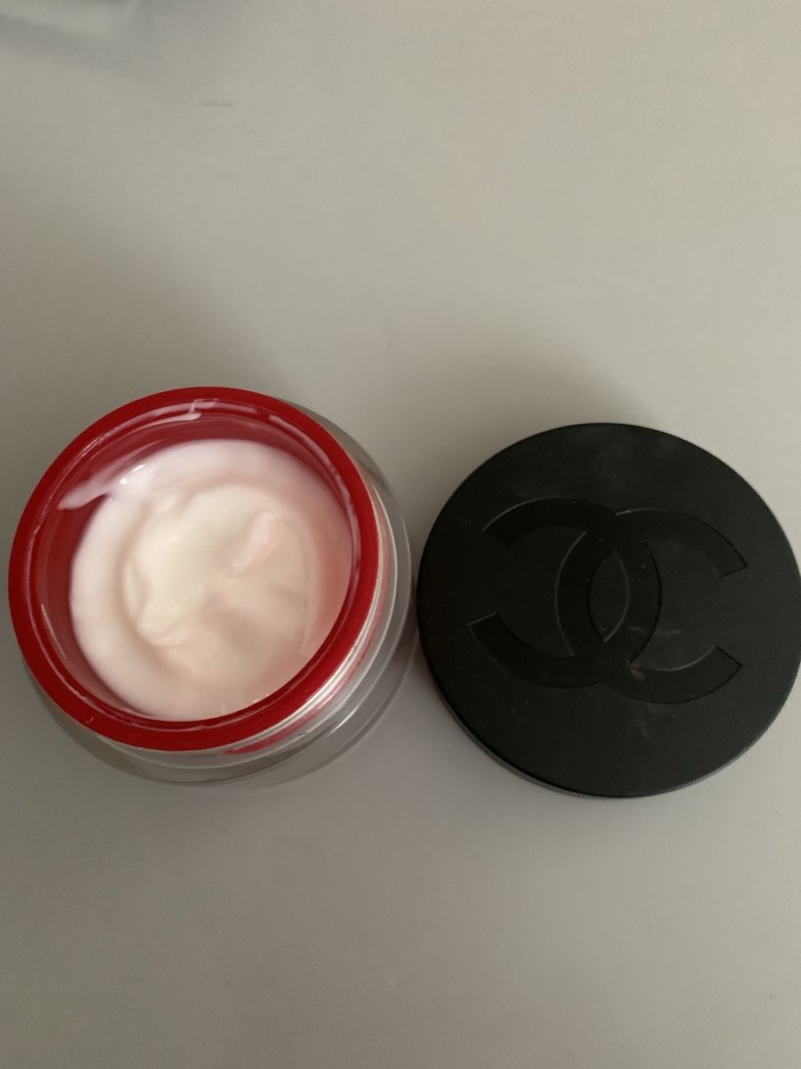 Chanel Cura del viso: Chanel N°1 de Chanel  50 g – Usato da Reiden venduto da hro_9hlz 1