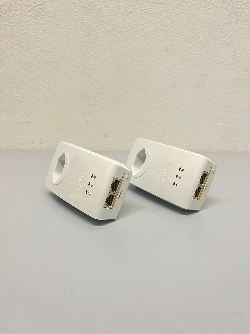 Zyxel Unità & Adattatore: Zyxel Powerline Starter Kit 1000 Mbit/s – Usato da Hochdorf venduto da av-electronics 1