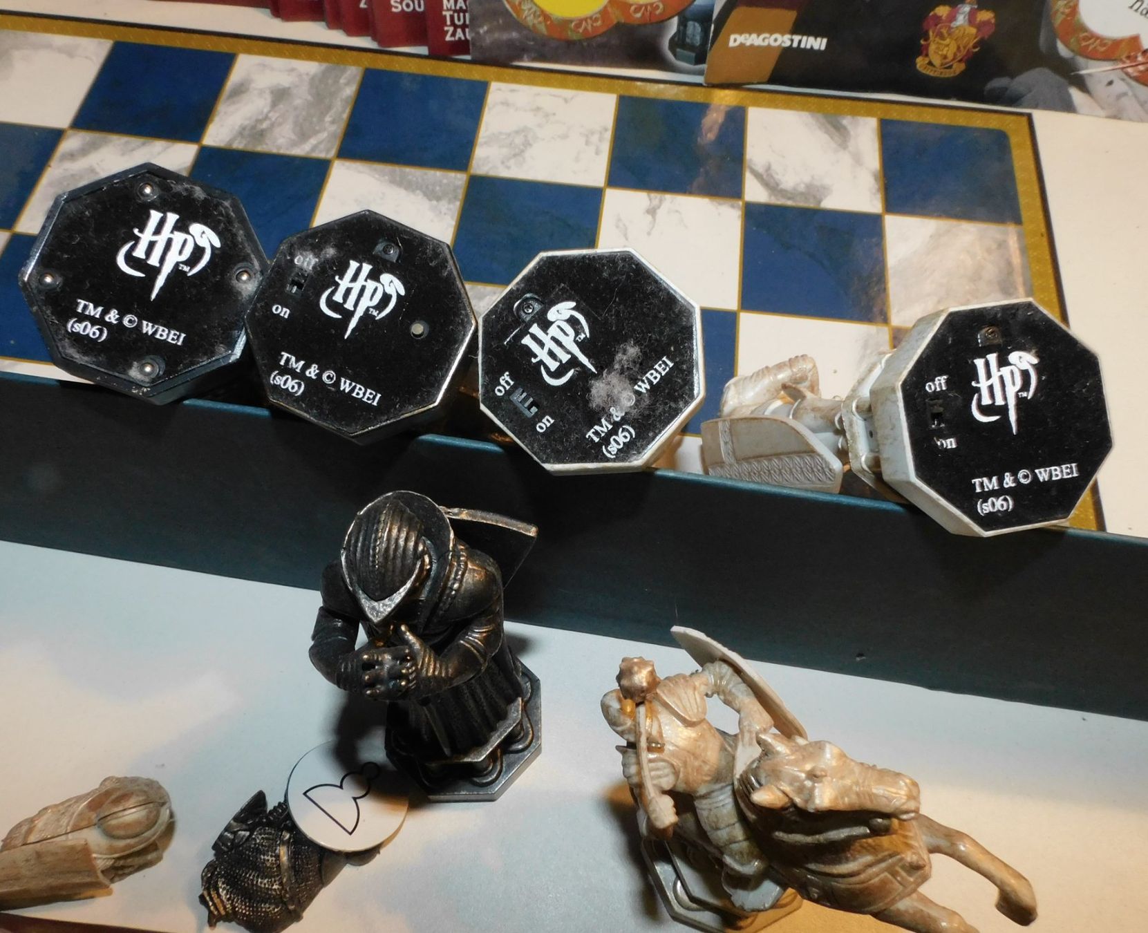 Giochi: Harry Potter Konvolut Schachfiguren ect – Usato da Sursee venduto da 76 3