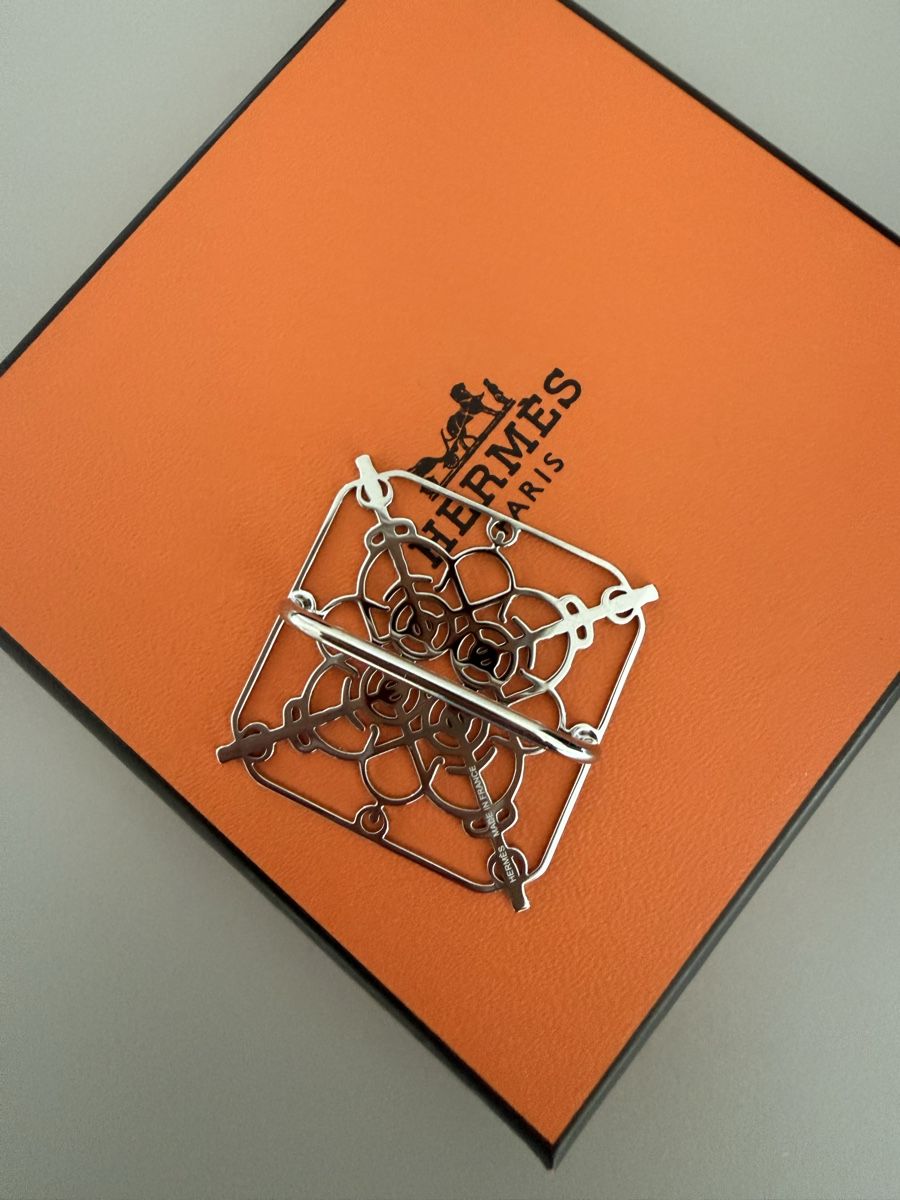 Hermès Anelli: Hermes Anneau de carré – Nuovo (secondo la descrizione) da Bellinzona venduto da Giulia3440 1