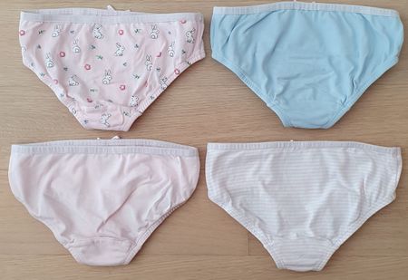 Culottes enfant lot de 4 taille 110/116 95% coton