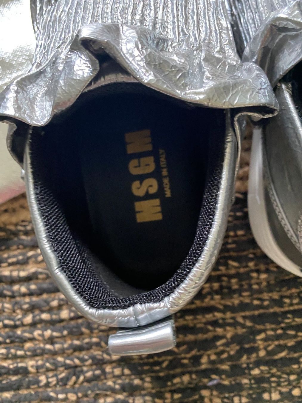 MSGM Scarpe da donna: MSGM Ollie Ruffle Sneaker - Gr. 39 – Usato da Illnau venduto da Monkky 4