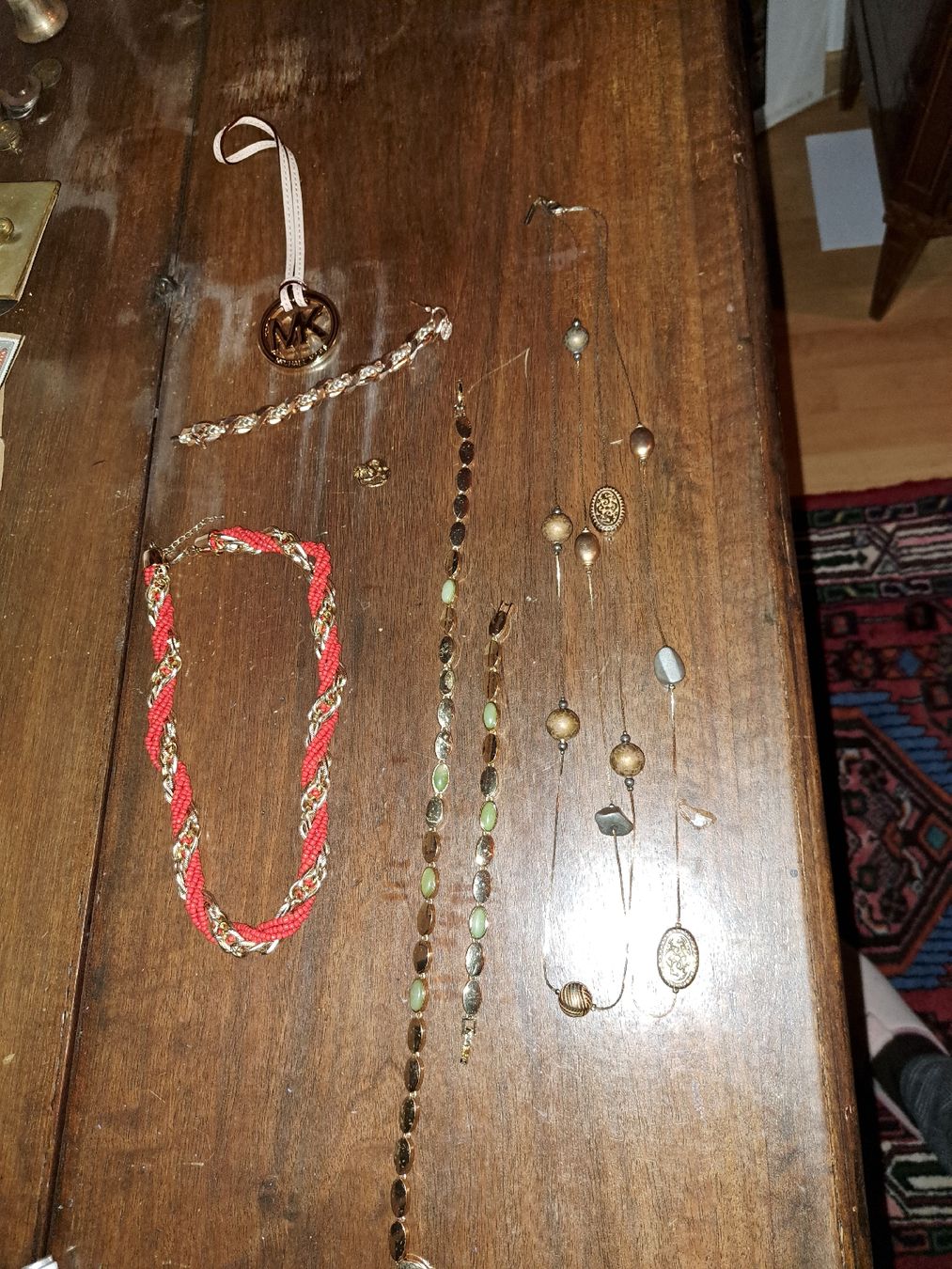 Michael Kors Altri gioielli: Schmuck Lot u.Michael Kors Anhänger – Usato da Kölliken venduto da Upcycling-by-Mc-TAM