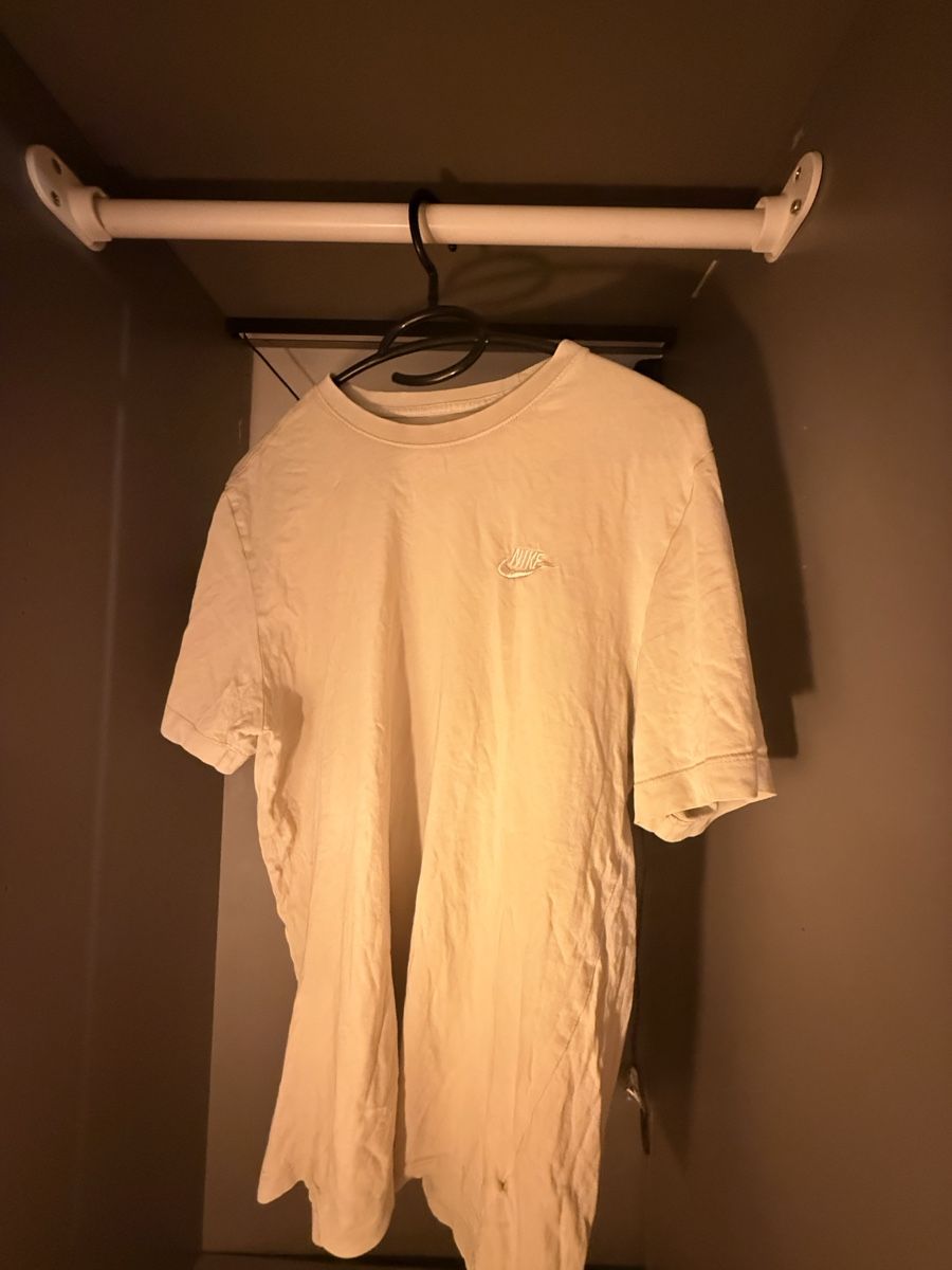Nike T-shirt: T-shirt Nike  – Usato da Prilly venduto da ale_8prt