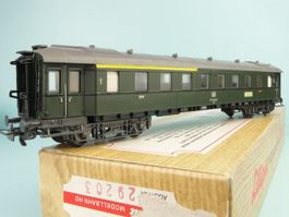 Liliput 29203 DB Personenwagen 1/2 Klasse