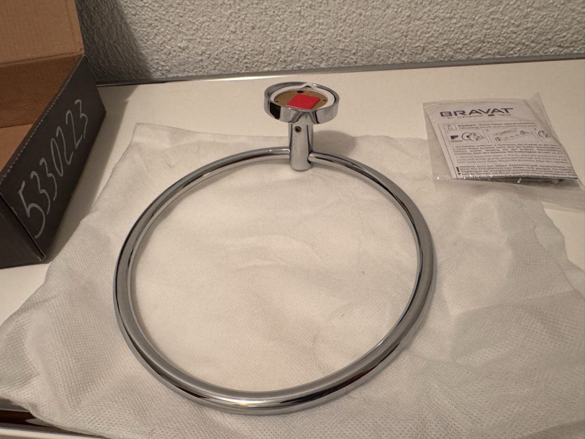 Portasciugamani: Bravat Varuna Handtuchhalter, Chrom, neu  – Nuovo e nell'imballaggio originale da Wilderswil venduto da Renaissance1 6