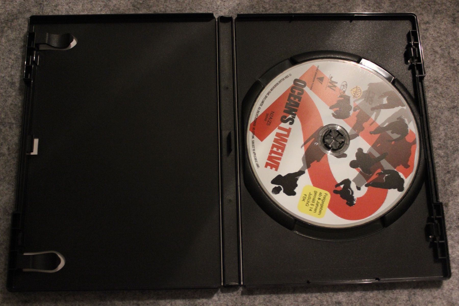 Tutti i DVDs: Ocean's Twelve DVD ( 275) – Usato da Geroldswil venduto da Schlumpfine1973 1