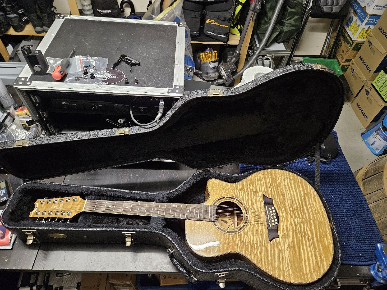 Musikinstrumente: Western Gitarre Dean 12-saitig – Neu (gemäss Beschreibung) aus Bettlach von WalkerRanger 5
