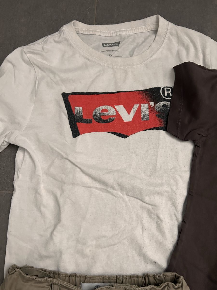 Levi's Lotti & Set di vestiti: Kleiderpaket Junge Levi’s Ducati Vertbaudet 128 – Usato da St. Gallen venduto da jojan 4